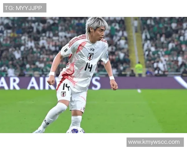 日本足球队代表性球星介绍及其在国际赛场上的卓越表现